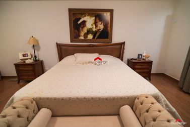 Sobrado &agrave; venda - 316m&sup2; - Zona II