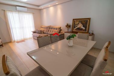 Apartamento &agrave; venda - 97m&sup2; - Zona VI