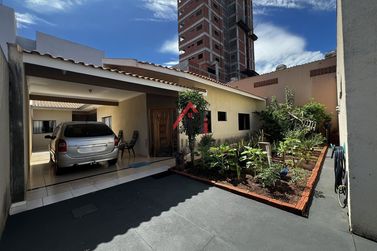 Casa &agrave; venda - 314m&sup2; - Zona III