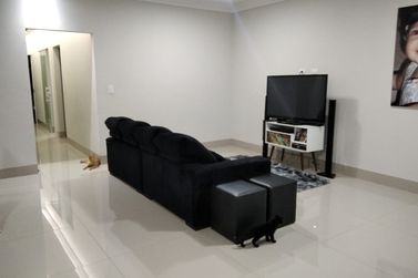 Casa &agrave; venda - 130m&sup2; - Jardim Caravelle