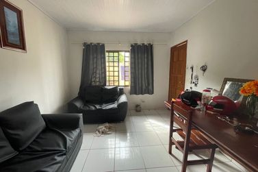 Casa &agrave; venda - 177m&sup2; - JARDIM PETROPOLIS