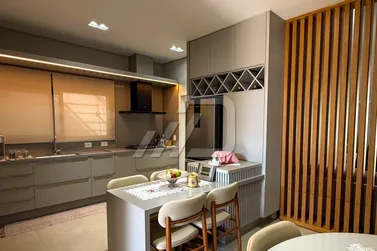 Casa &agrave; venda - 261m&sup2; - Mont Blanc Residence