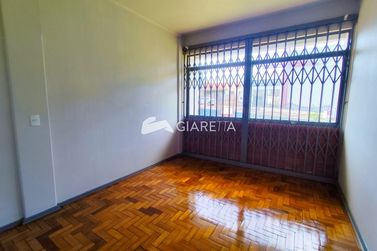 Casa &agrave; venda - 182m&sup2; - CENTRO
