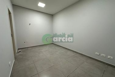 Sal&atilde;o Comercial para alugar - Zona VII