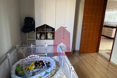 Casa &agrave; venda - 100m&sup2; - Serra dos Dourados