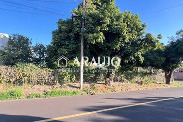 Terreno &agrave; venda - 183m&sup2; - Parque do Lago