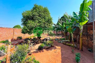 Terreno &agrave; venda - 530m&sup2; - Zona V