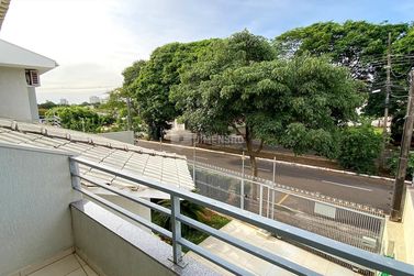 Sobrado &agrave; venda - 197m&sup2; - Zona II