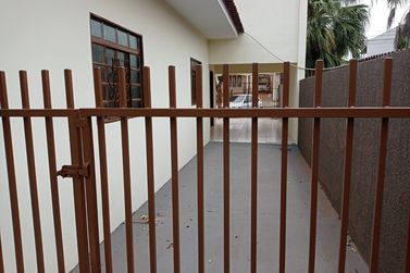 Casa &agrave; venda - 220m&sup2; - Parque San Remo