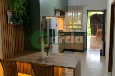 Casa &agrave; venda - 100m&sup2; - Parque das Jaboticabeiras