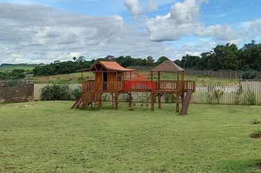 Terreno &agrave; venda - 252m&sup2; - Condom&iacute;nio Essenza