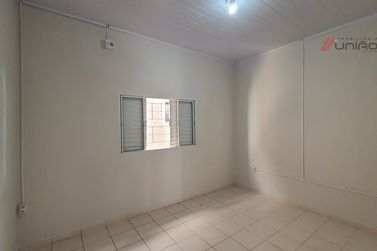 Casa para alugar - 120m&sup2; - Zona I