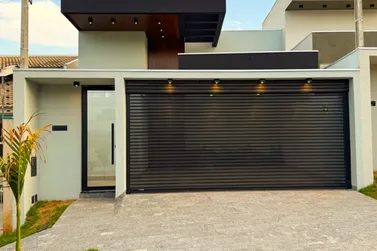 Casa &agrave; venda - 182m&sup2; - Jardim Floren&ccedil;a