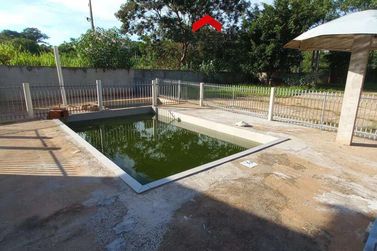 Ch&aacute;cara &agrave; venda - 20m&sup2; - Jardim Universit&aacute;rio