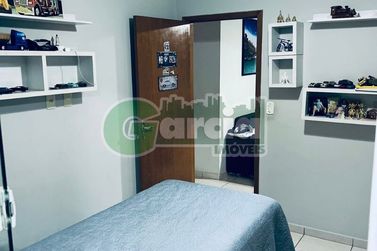 Casa &agrave; venda - 105m&sup2; - Zona VI