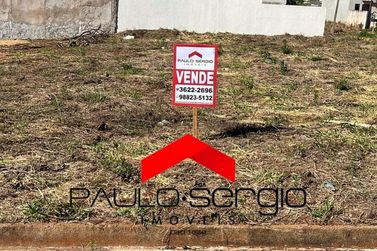 Terreno &agrave; venda - 200m&sup2; - Jardim Real