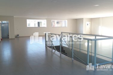 Sal&atilde;o Comercial &agrave; venda - 890m&sup2; - Zona VII