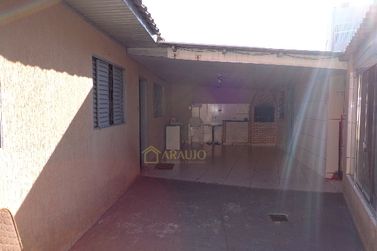 Casa &agrave; venda - 236m&sup2; - Zona I