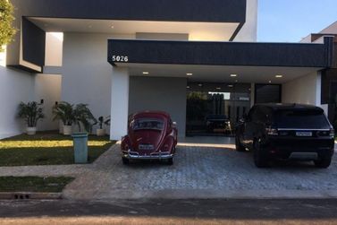 Casa &agrave; venda - 325m&sup2; - Condom&iacute;nio Central Park