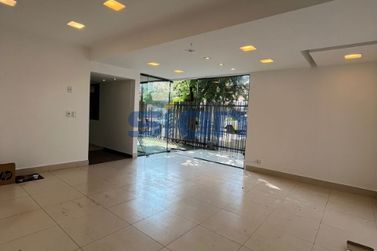 Casa para alugar - 150m&sup2; - Zona Iii