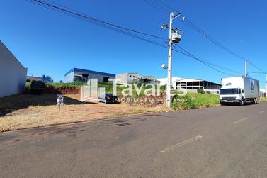 Terreno &agrave; venda - 615m&sup2; - Jardim Santiago