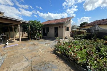 Casa &agrave; venda - 136m&sup2; - ZONA VI