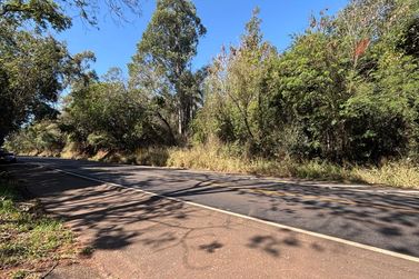 Fazenda &agrave; venda - 27383m&sup2; - Zona Rural