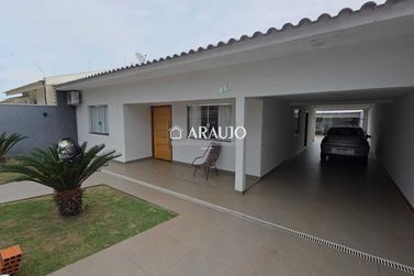 Casa &agrave; venda - 243m&sup2; - Jardim Indai&aacute;