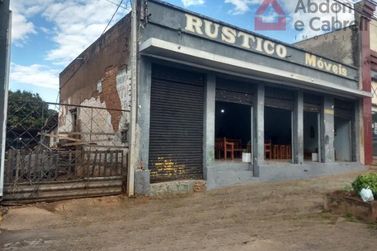 Sal&atilde;o Comercial &agrave; venda - 525m&sup2; - Centro