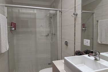 Casa &agrave; venda - 360m&sup2; - Jardim Tamoio