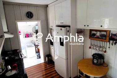 Casa &agrave; venda - 180m&sup2; - Universit&aacute;rio
