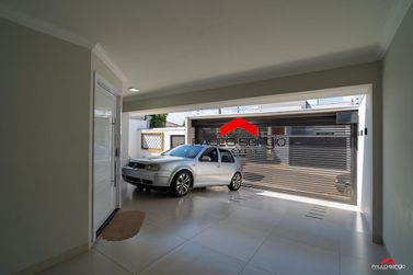 Casa &agrave; venda - 220m&sup2; - Parque  Bandeirantes