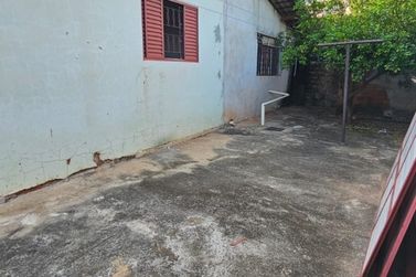 Casa &agrave; venda - 123m&sup2; - ZONA 06