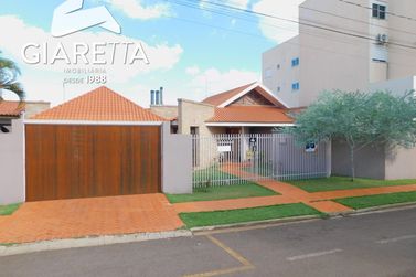 Casa &agrave; venda - 238m&sup2; - JARDIM LA SALLE