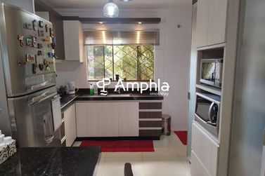 Casa &agrave; venda - 180m&sup2; - Centro