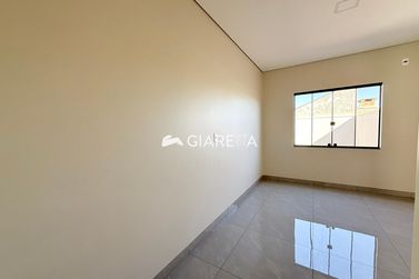 Casa &agrave; venda - 49m&sup2; - JARDIM PINHEIRINHO