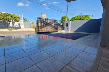 Casa &agrave; venda - 102m&sup2; - PARQUE SAN REMO II