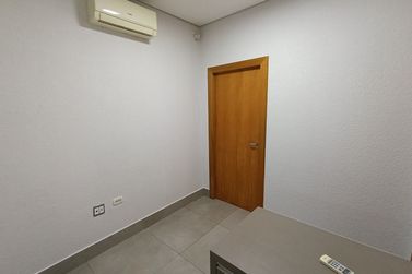 Sala Comercial para alugar - 276m&sup2; - ZONA I