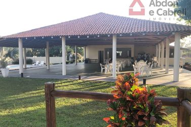 Ch&aacute;cara &agrave; venda - 47600m&sup2; - Pr 323