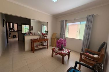 Casa &agrave; venda - 420m&sup2; - JARDIM SUZUKI