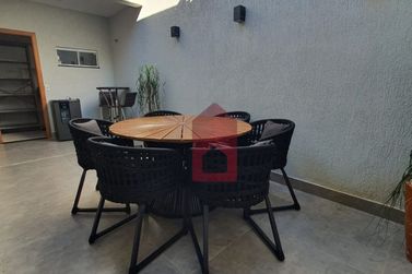 Casa para alugar - 145m&sup2; - Jardim Yoshi