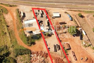 Terreno &agrave; venda - Sa&iacute;da para Gua&iacute;ra