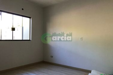 Casa &agrave; venda - 93m&sup2; - Jardim Veneza
