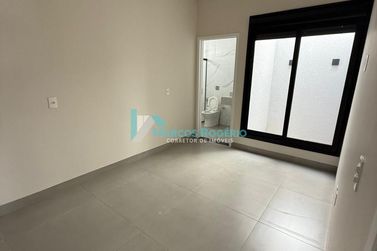 Casa &agrave; venda - 148m&sup2; - Paysage Essenza Condom&iacute;nio