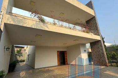 Casa &agrave; venda - 380m&sup2; - Jardim Imigrantes II
