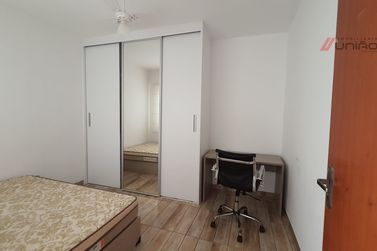 Casa &agrave; venda - 128m&sup2; - Jardim Santa Clara