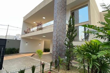Sobrado &agrave; venda - 428m&sup2; - Jardim Imigrantes II