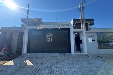 Casa &agrave; venda - 90m&sup2; - Jardim Cima