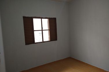 Casa para alugar - 100m&sup2; - Jardim Panorama