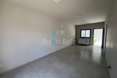 Casa &agrave; venda - Zona I